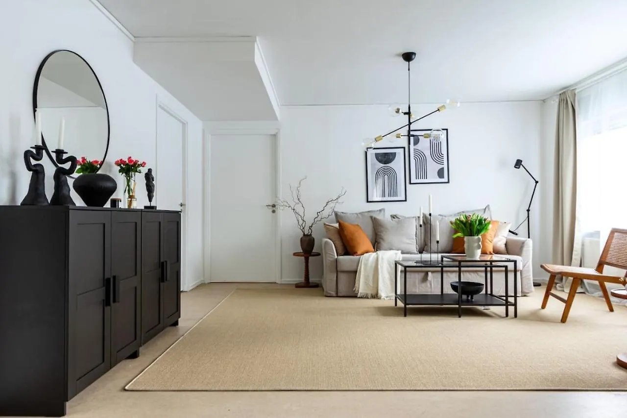 Budget Comfort On Trendy Soedermalm Stockholm