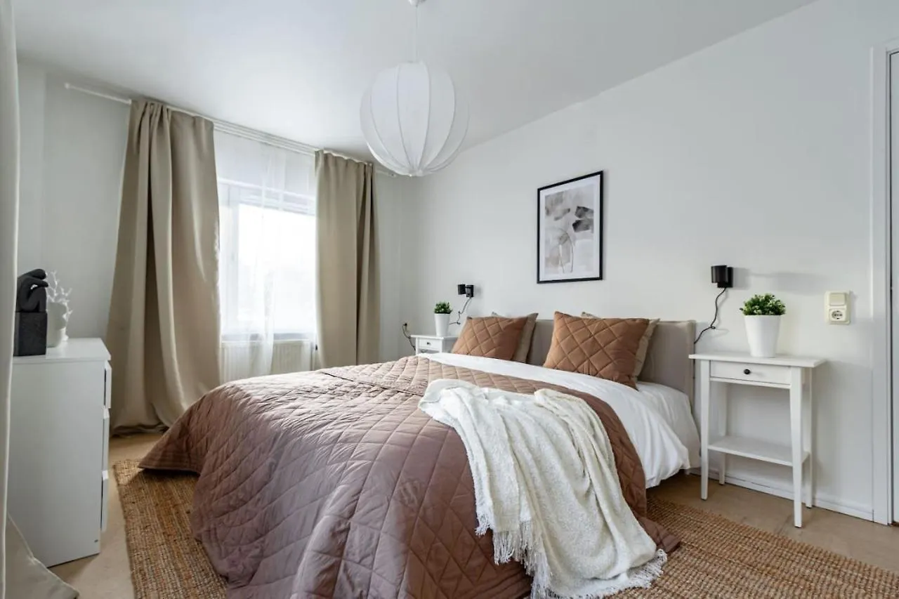 Apartment Budget Comfort On Trendy Soedermalm Stockholm